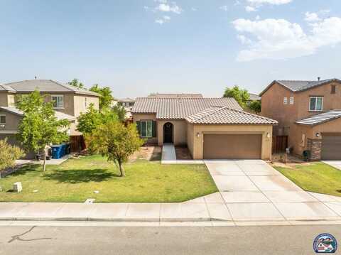 613 Las Dunas St, Imperial, CA 92251