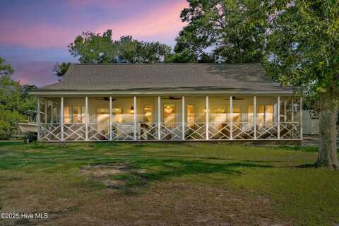 105 Deer Run, Hubert, NC 28539