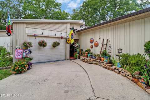 33 Big Horn Loop Loop, Crossville, TN 38572