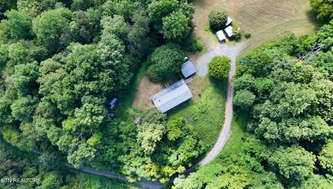 301 Holloway Rd, Newport, TN 37821