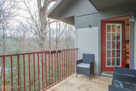 537 Johnson Lane, Gatlinburg, TN 37738