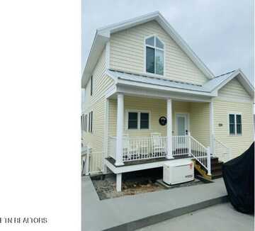207(b) N Deer Village Lane, La Follette, TN 37766