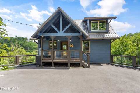 1862 Blue Tick Way, Sevierville, TN 37876