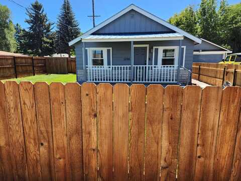 3744 Laverne Avenue, Klamath Falls, OR 97603