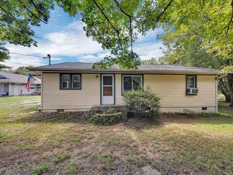 9902 Old Rutledge Pike, Mascot, TN 37806