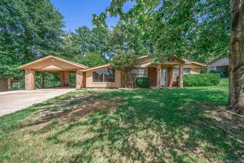 10423 Creek Bend Dr, Tyler, TX 75707
