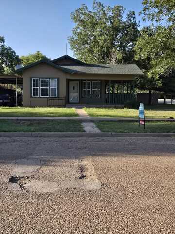 500 8th Street, O'Donnell, TX 79351