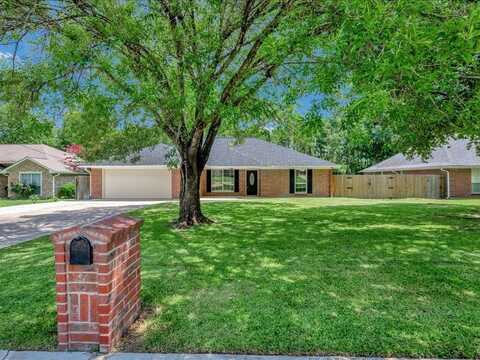 406 April Drive, Lufkin, TX 75904