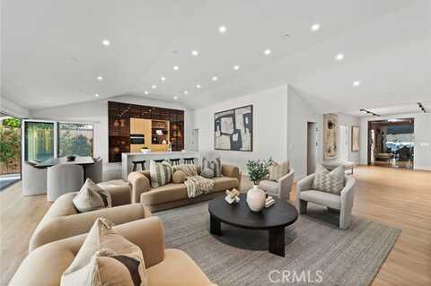 Outrigger, CORONA DEL MAR, CA 92625
