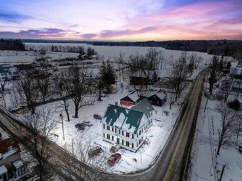 Main, VASSALBORO, ME 04989