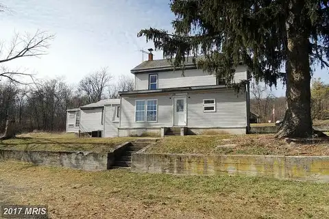 Loop, GERRARDSTOWN, WV 25420