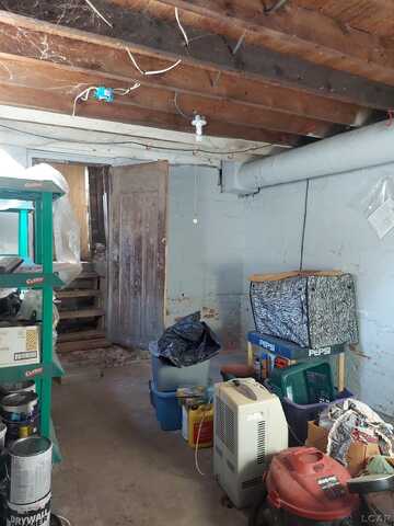 Center, ADRIAN, MI 49221