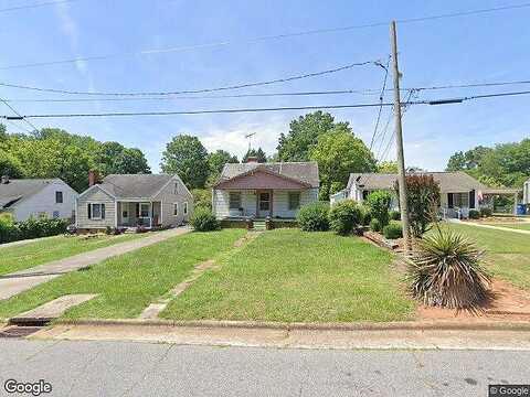 Kelly, STATESVILLE, NC 28677