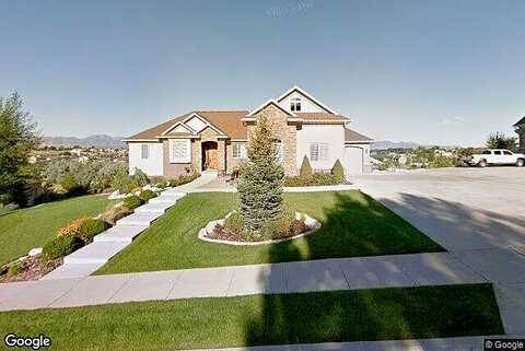 S Berg Hollow Ln W, South Jordan, UT 84095