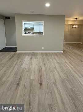 Stone Gate Dr Apt D, Suitland, MD 20746