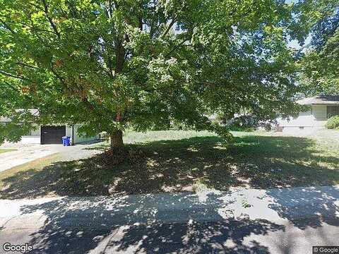 Stark Ave, Raytown, MO 64138