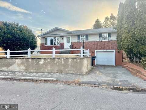 Center, FRACKVILLE, PA 17931