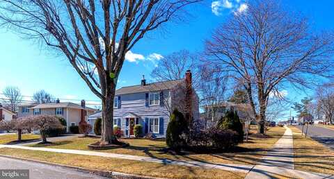 Trim, LEVITTOWN, PA 19056