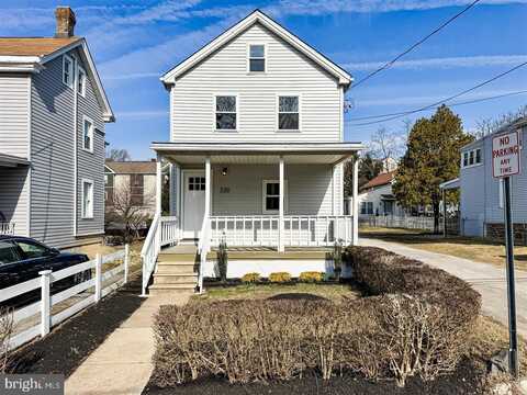 Greenfield, ARDMORE, PA 19003