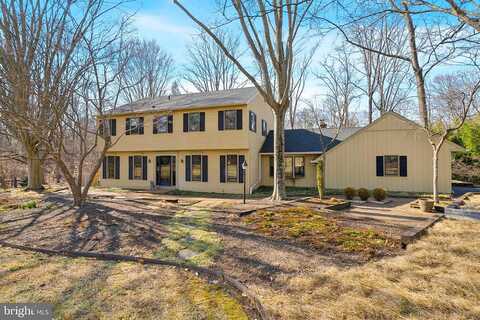 Saddle, FURLONG, PA 18925
