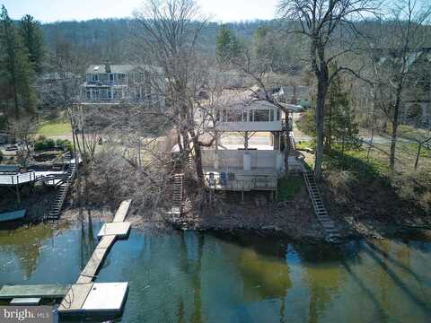 Trails End, UPPER BLACK EDDY, PA 18972