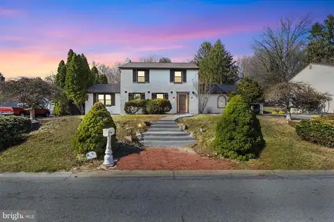 Jay, MOUNTVILLE, PA 17554