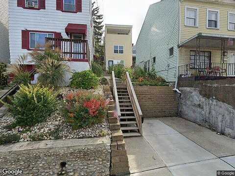 Burham, PITTSBURGH, PA 15203