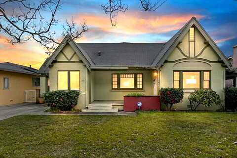 26Th, SAN BERNARDINO, CA 92405