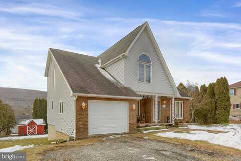 Julian, WILLIAMSTOWN, PA 17098