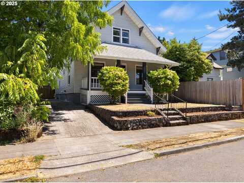27Th, PORTLAND, OR 97211