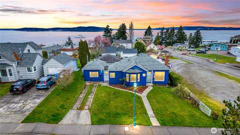 Rainier, STEILACOOM, WA 98388