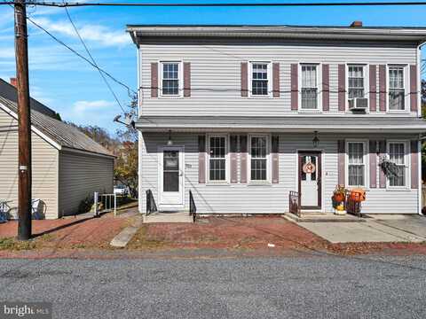 Market, AUBURN, PA 17922