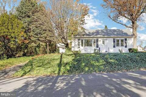 Green, BENSALEM, PA 19020