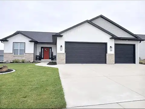 Red Fox, KAUKAUNA, WI 54130