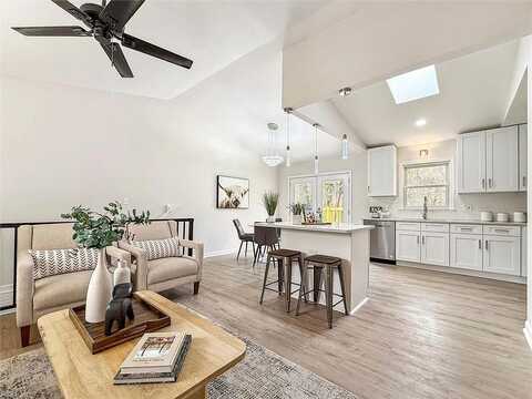 Gabriel, NEWPORT NEWS, VA 23608
