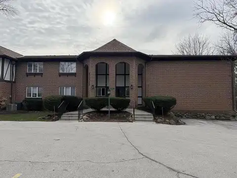 Green Bay, MILWAUKEE, WI 53209