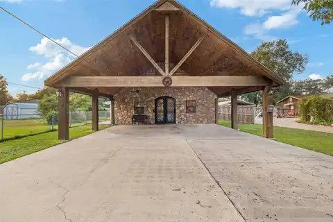 Coolidge, GROVES, TX 77619