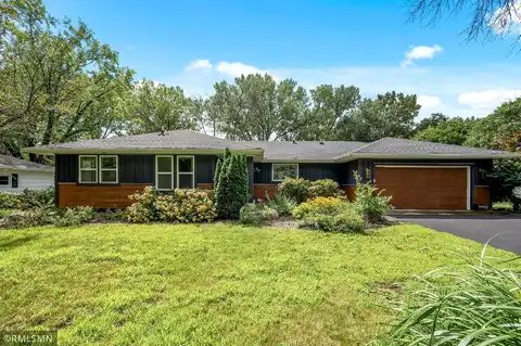 Lone Oak, HOPKINS, MN 55305