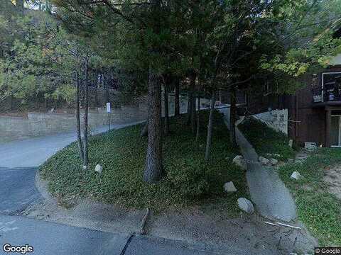 Willow Creek, LAKE ARROWHEAD, CA 92352