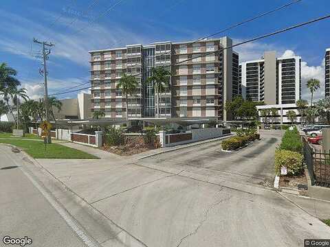 1St, FORT MYERS, FL 33901
