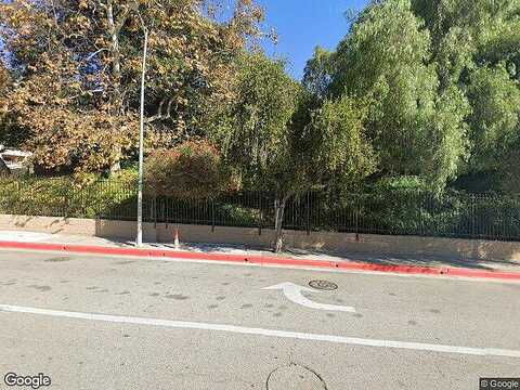 Cahuenga, LOS ANGELES, CA 90068