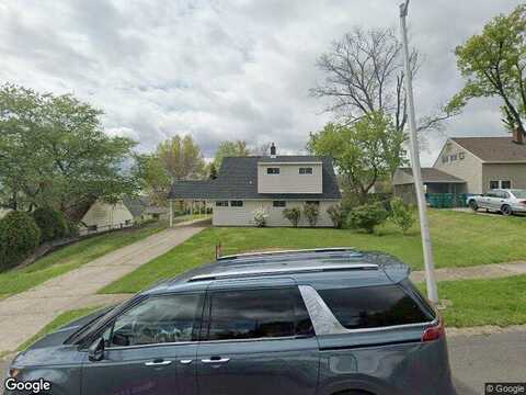 Holly, LEVITTOWN, PA 19055