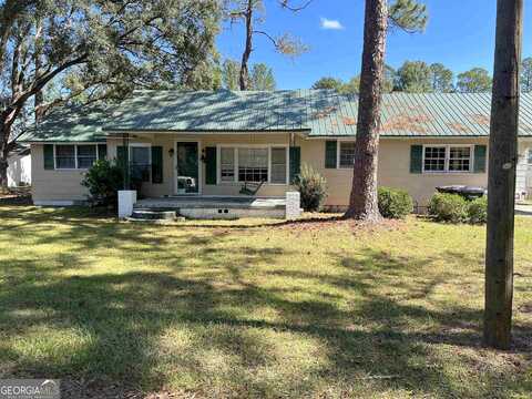 Circle, PEMBROKE, GA 31321