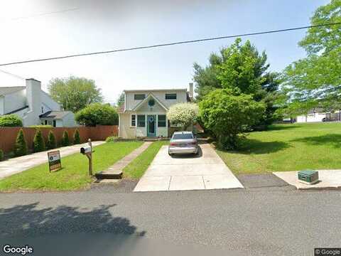 8Th, PENNSBURG, PA 18073