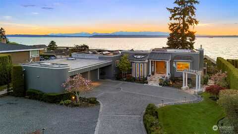 Driftwood, EDMONDS, WA 98020