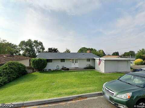 Hilltop, YAKIMA, WA 98901