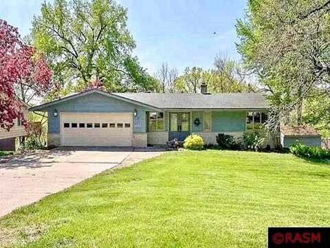 Marvin, NORTH MANKATO, MN 56003