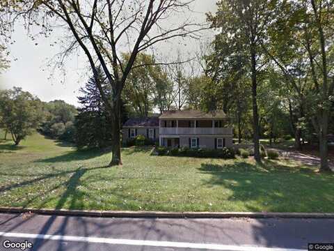 Mackenzie, WEST CHESTER, PA 19380