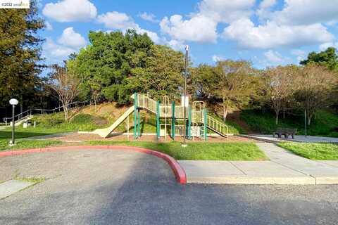 Winding, ANTIOCH, CA 94531