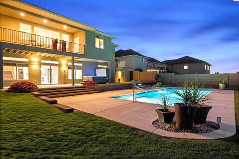 50Th, KENNEWICK, WA 99337